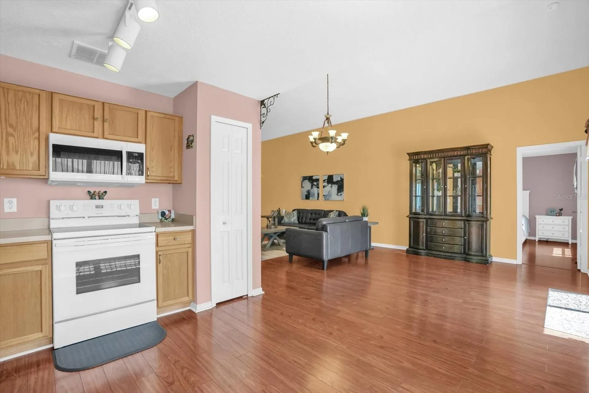 1804 Baguette Court Kissimmee FL 34743