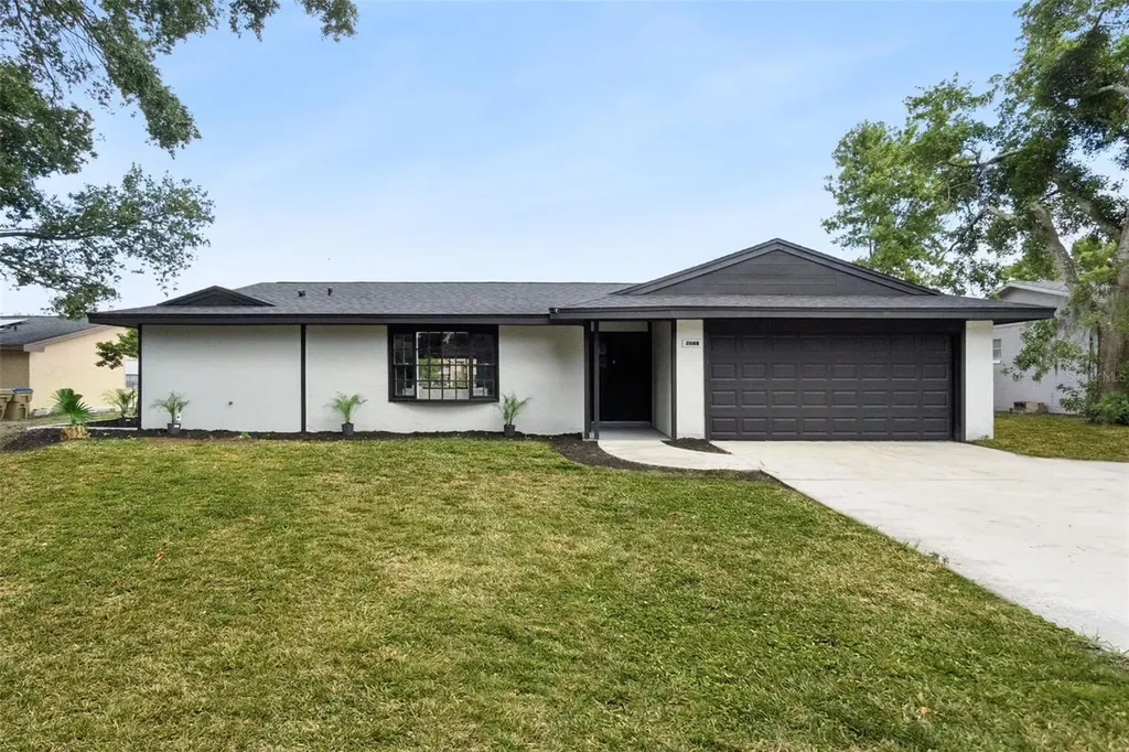 2661 Ellen Avenue Kissimmee FL 34744