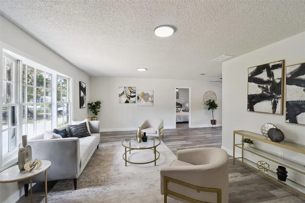 2661 Ellen Avenue Kissimmee FL 34744