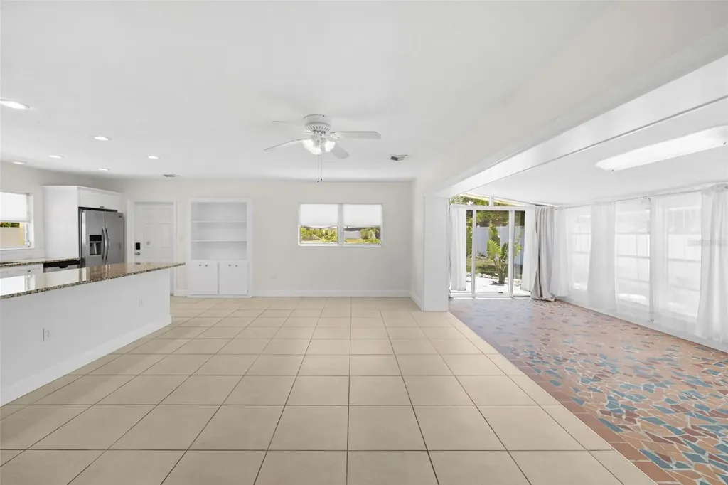 6916 Alderwood Drive Sarasota FL 34243