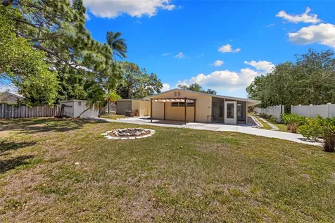6916 Alderwood Drive Sarasota FL 34243