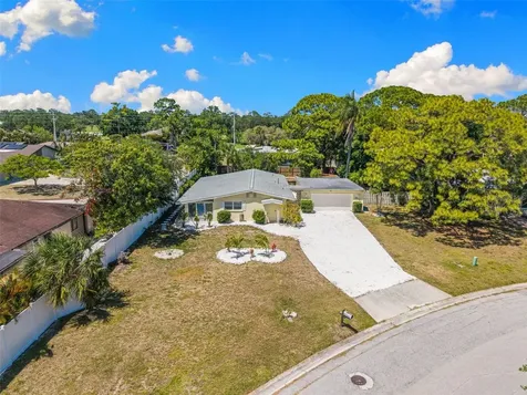 6916 Alderwood Drive Sarasota FL 34243