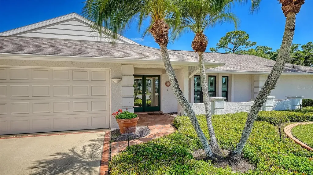 4865 Greywood Lane Sarasota FL 34235