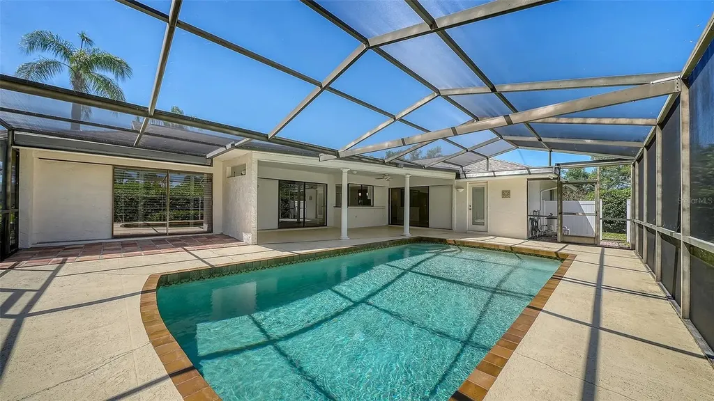 4865 Greywood Lane Sarasota FL 34235