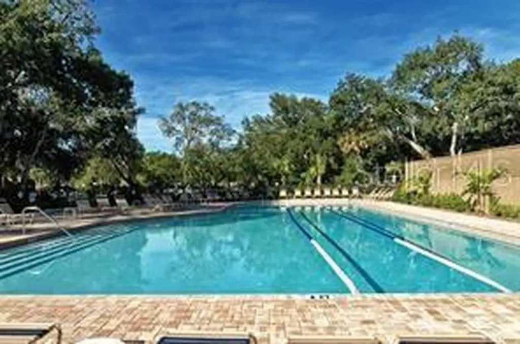 4865 Greywood Lane Sarasota FL 34235