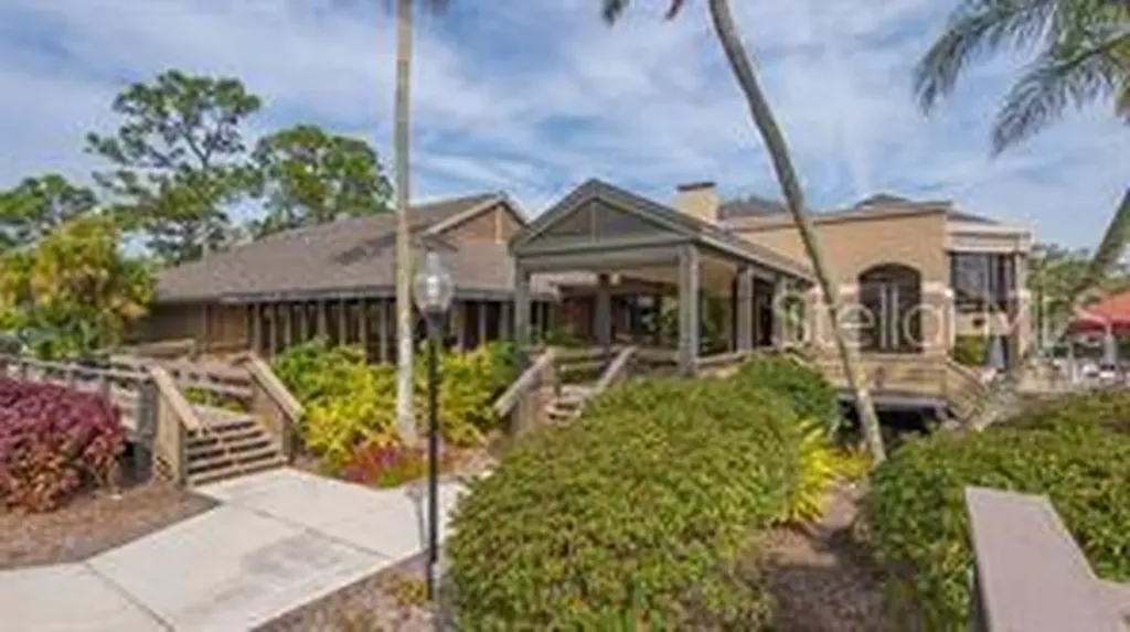 4865 Greywood Lane Sarasota FL 34235