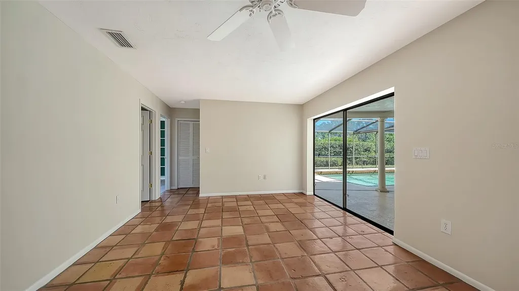 4865 Greywood Lane Sarasota FL 34235