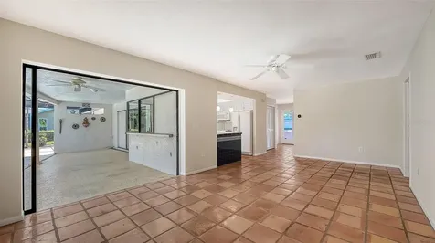 4865 Greywood Lane Sarasota FL 34235