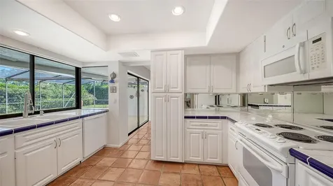 4865 Greywood Lane Sarasota FL 34235