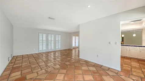 4865 Greywood Lane Sarasota FL 34235