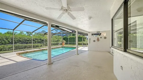 4865 Greywood Lane Sarasota FL 34235