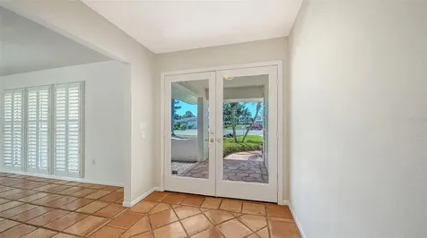 4865 Greywood Lane Sarasota FL 34235