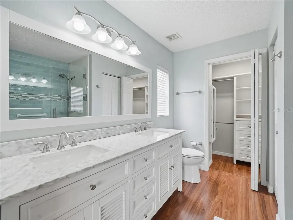 2310 39th Avenue N St Petersburg FL 33714