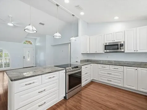2310 39th Avenue N St Petersburg FL 33714