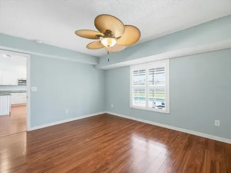 2310 39th Avenue N St Petersburg FL 33714