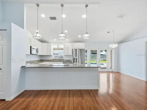 2310 39th Avenue N St Petersburg FL 33714