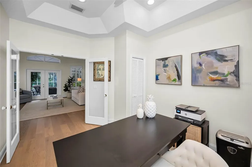 30 Turtle Creek Circle Oldsmar FL 34677