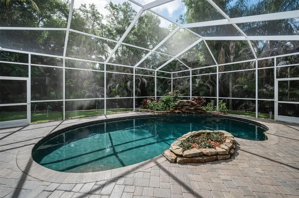 30 Turtle Creek Circle Oldsmar FL 34677