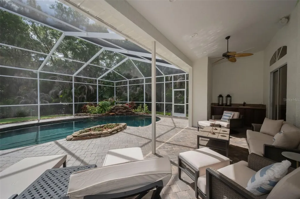 30 Turtle Creek Circle Oldsmar FL 34677
