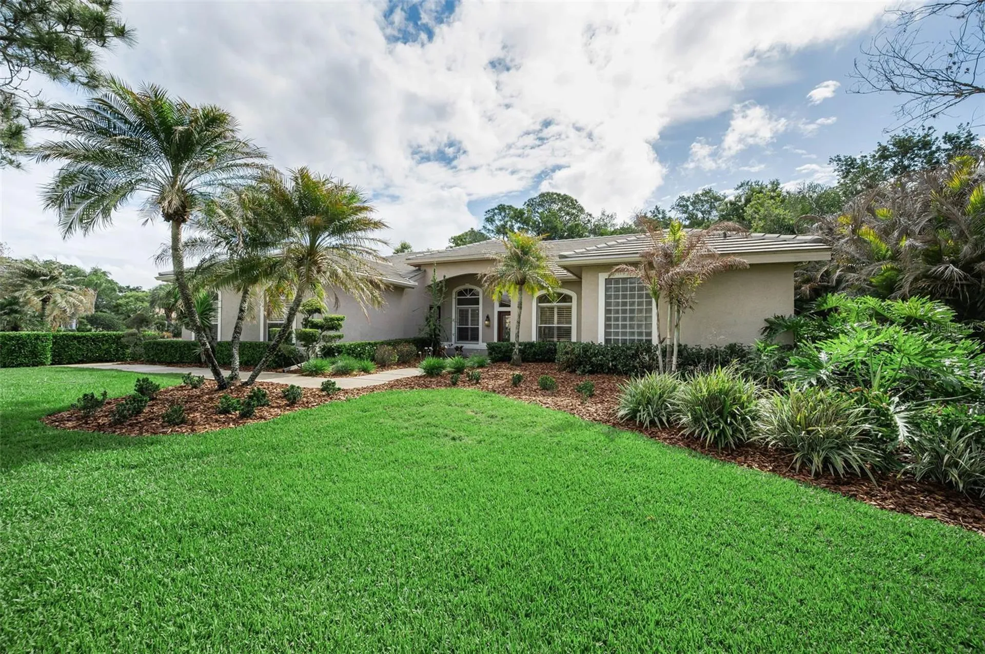 30 Turtle Creek Circle Oldsmar FL 34677