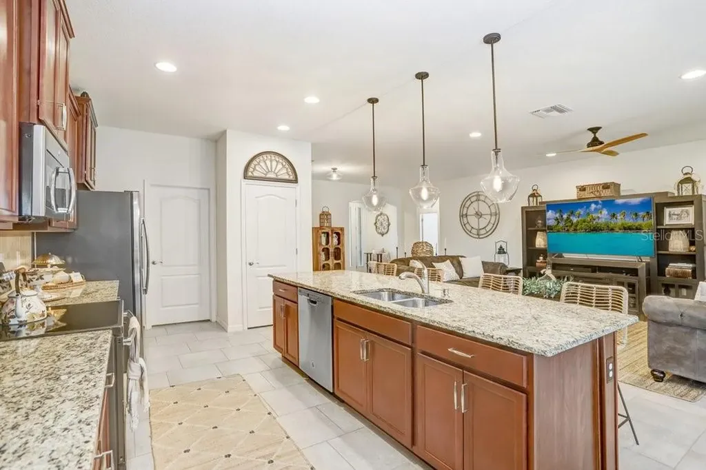 2807 Oriole Drive Sarasota FL 34243