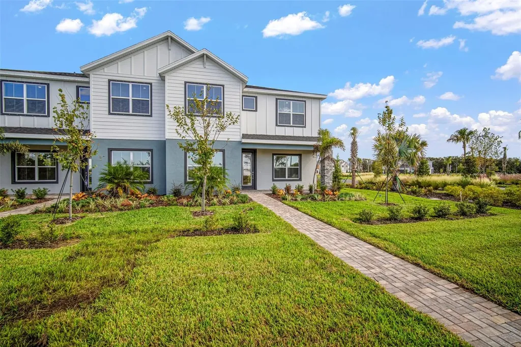 10705 Wading River Avenue Parrish FL 34219