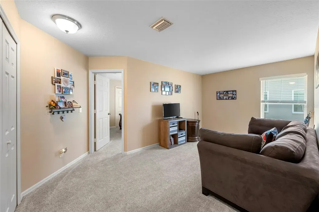 4143 Banbury Circle Parrish FL 34219