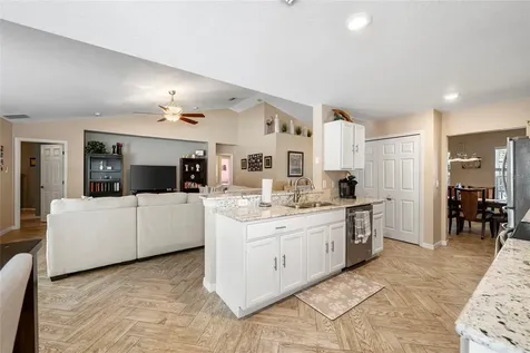 4143 Banbury Circle Parrish FL 34219
