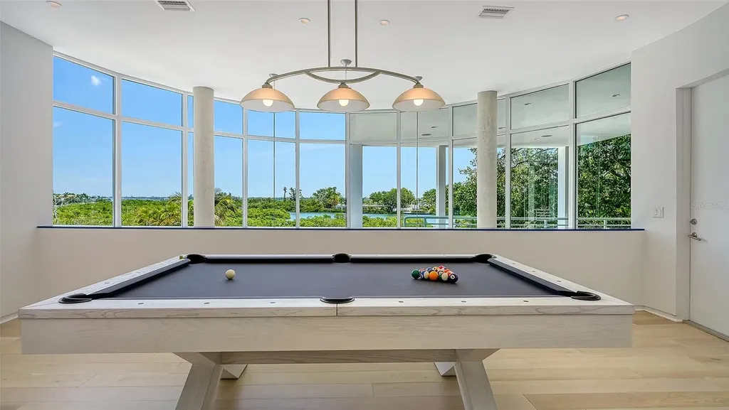 4317 Midnight Pass Road Sarasota FL 34242