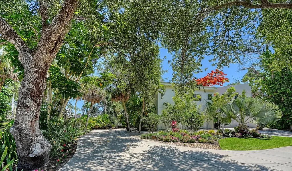 4317 Midnight Pass Road Sarasota FL 34242