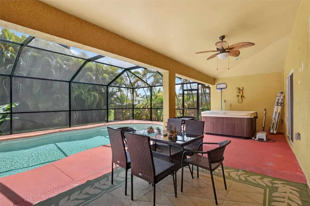 3809 Agualinda Boulevard Cape Coral FL 33914