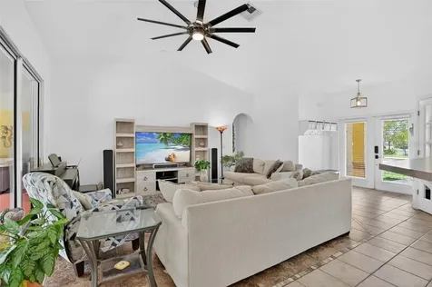 3809 Agualinda Boulevard Cape Coral FL 33914