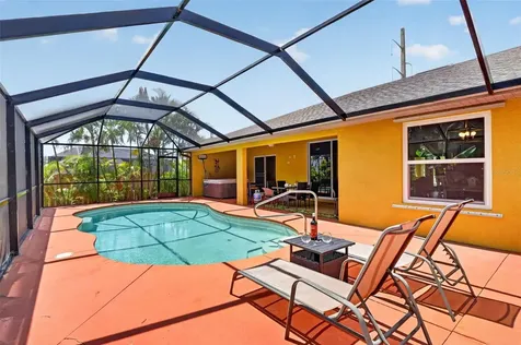 3809 Agualinda Boulevard Cape Coral FL 33914