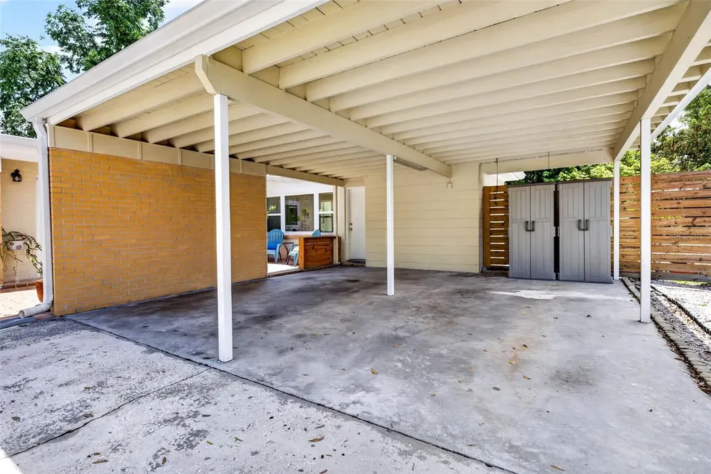 515 Broxburn Avenue Temple Terrace FL 33617