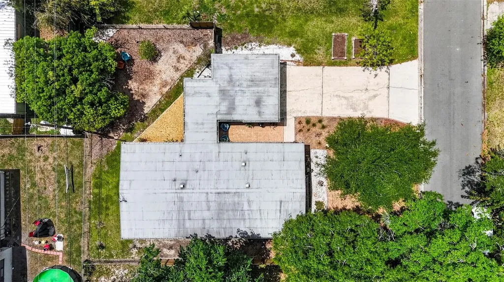 515 Broxburn Avenue Temple Terrace FL 33617