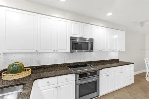606 Riviera Dunes Way Palmetto FL 34221