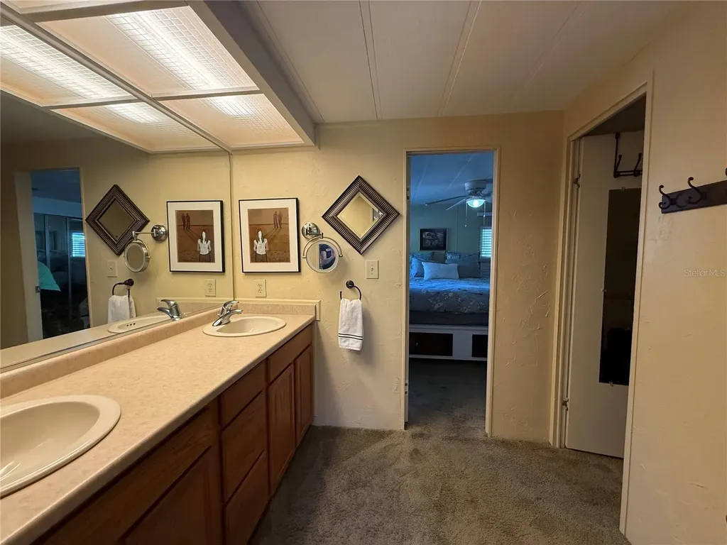9 S Bobwhite Road Wildwood FL 34785