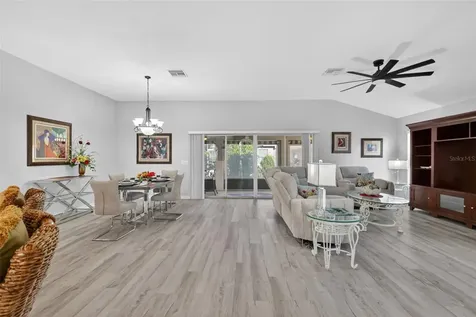 17325 SE 73rd Park Glen Court The Villages FL 32162