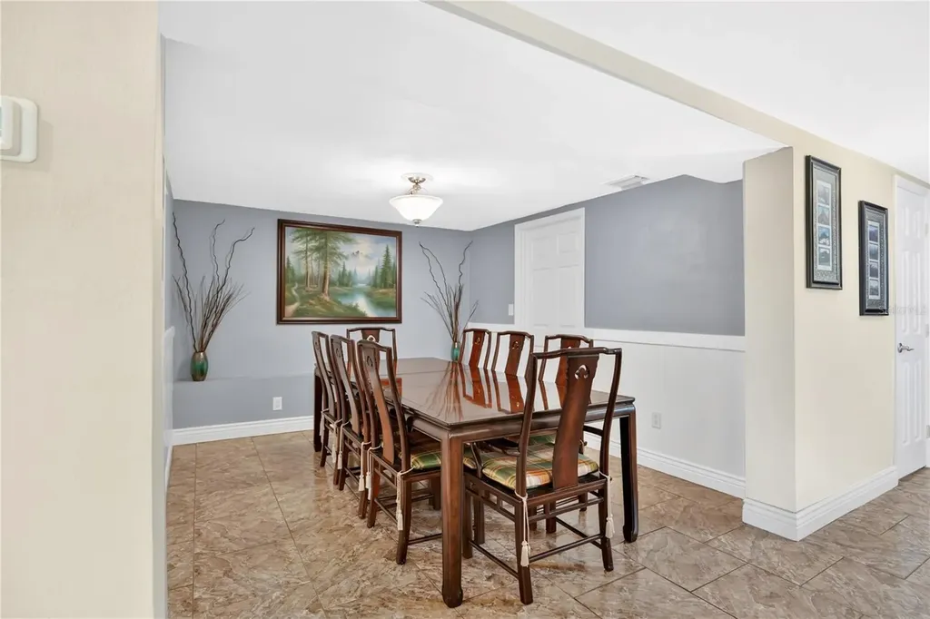 619 Gatlin Avenue Orlando FL 32806