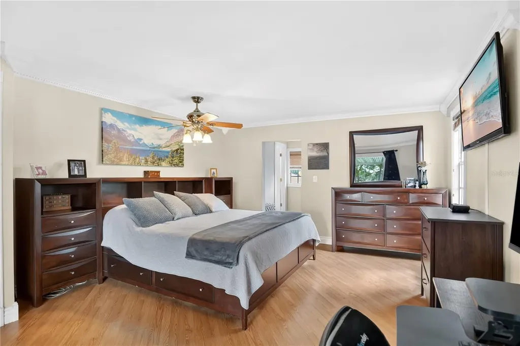 619 Gatlin Avenue Orlando FL 32806