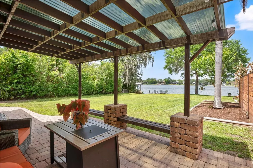 619 Gatlin Avenue Orlando FL 32806