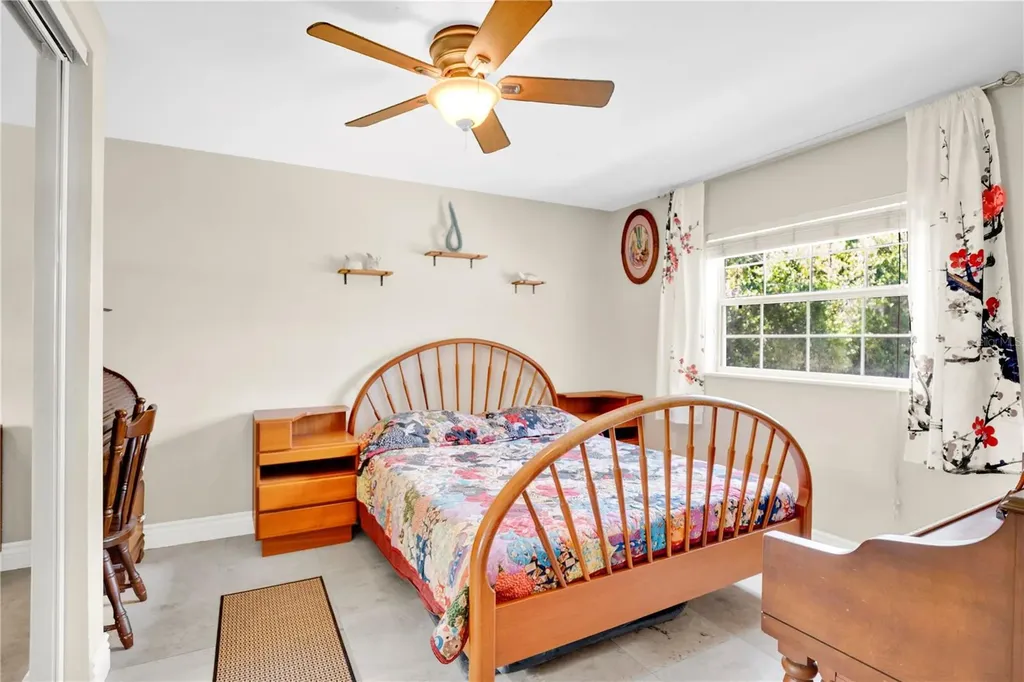 619 Gatlin Avenue Orlando FL 32806