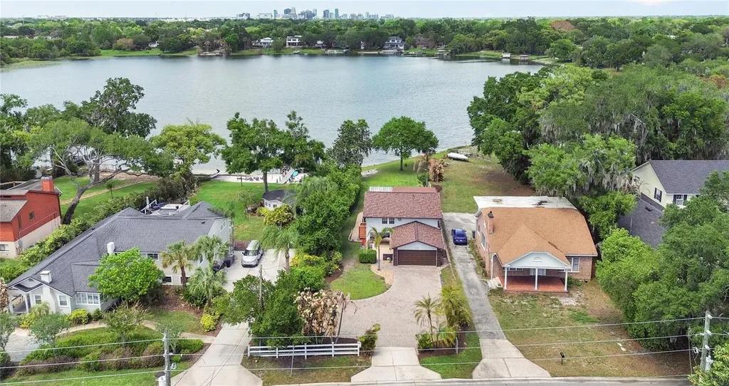 619 Gatlin Avenue Orlando FL 32806