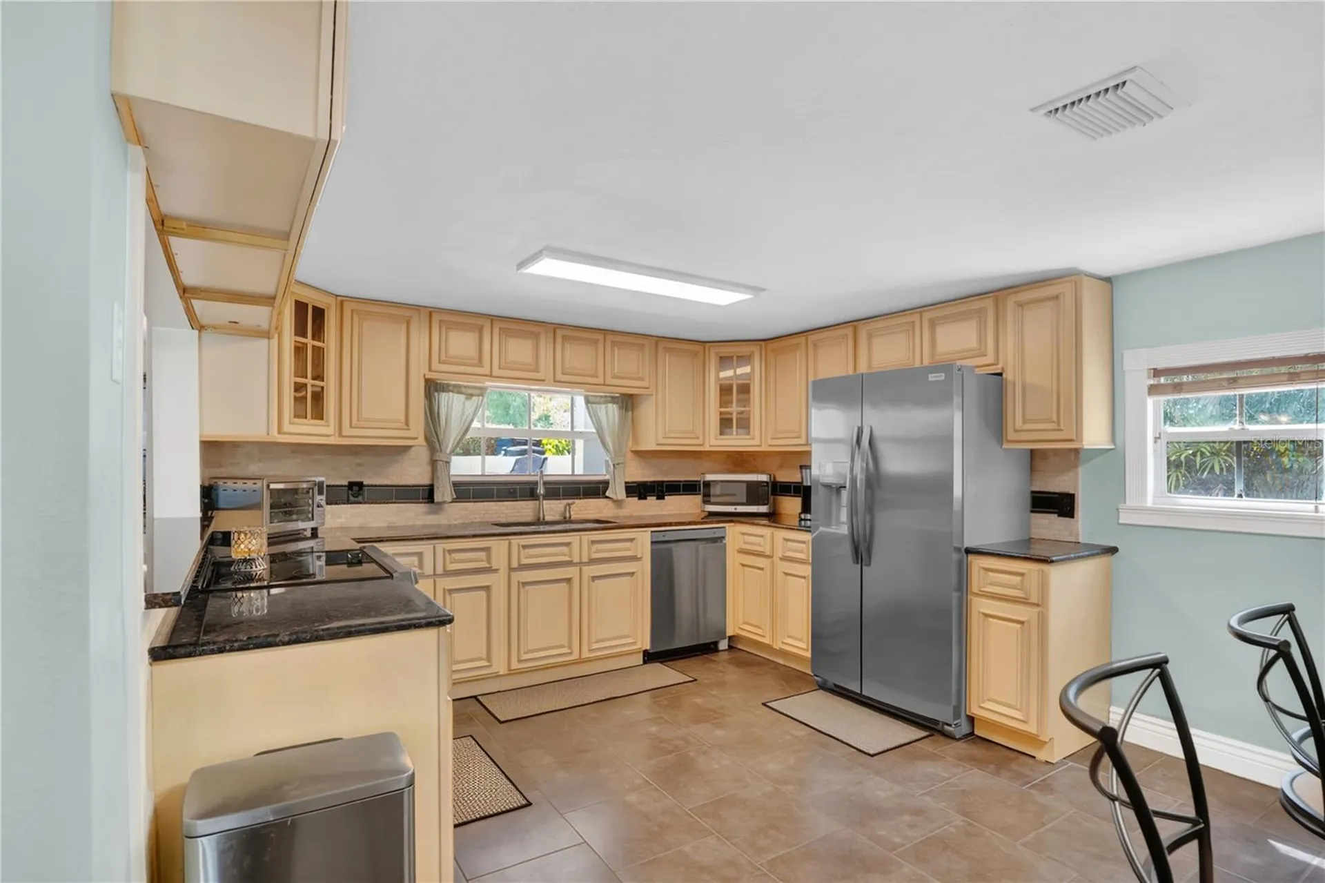 619 Gatlin Avenue Orlando FL 32806