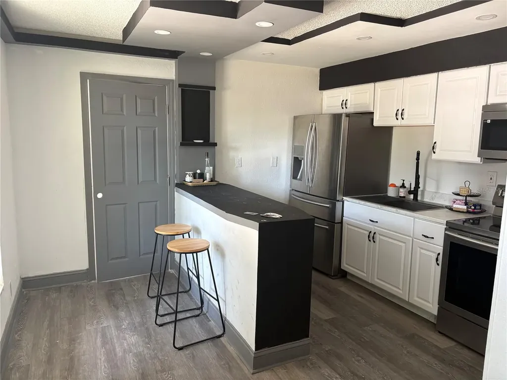 7019 N Willow Avenue Tampa FL 33604