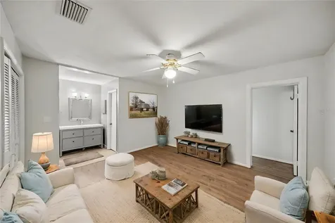 13312 Lake George Lane Tampa FL 33618