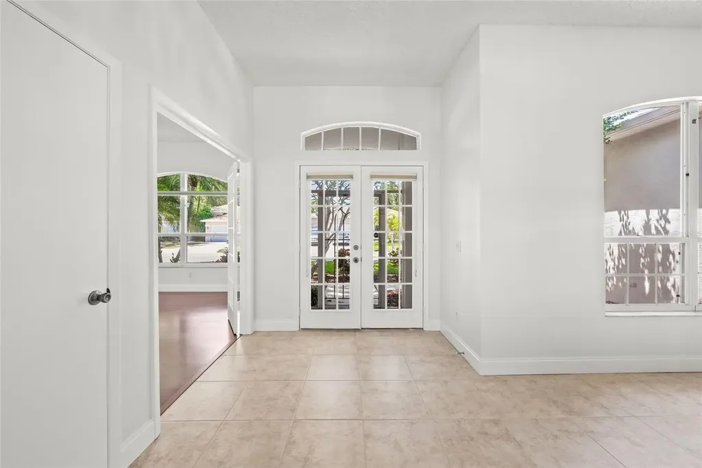 111 41st Street NE Bradenton FL 34208