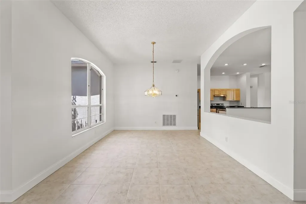 111 41st Street NE Bradenton FL 34208