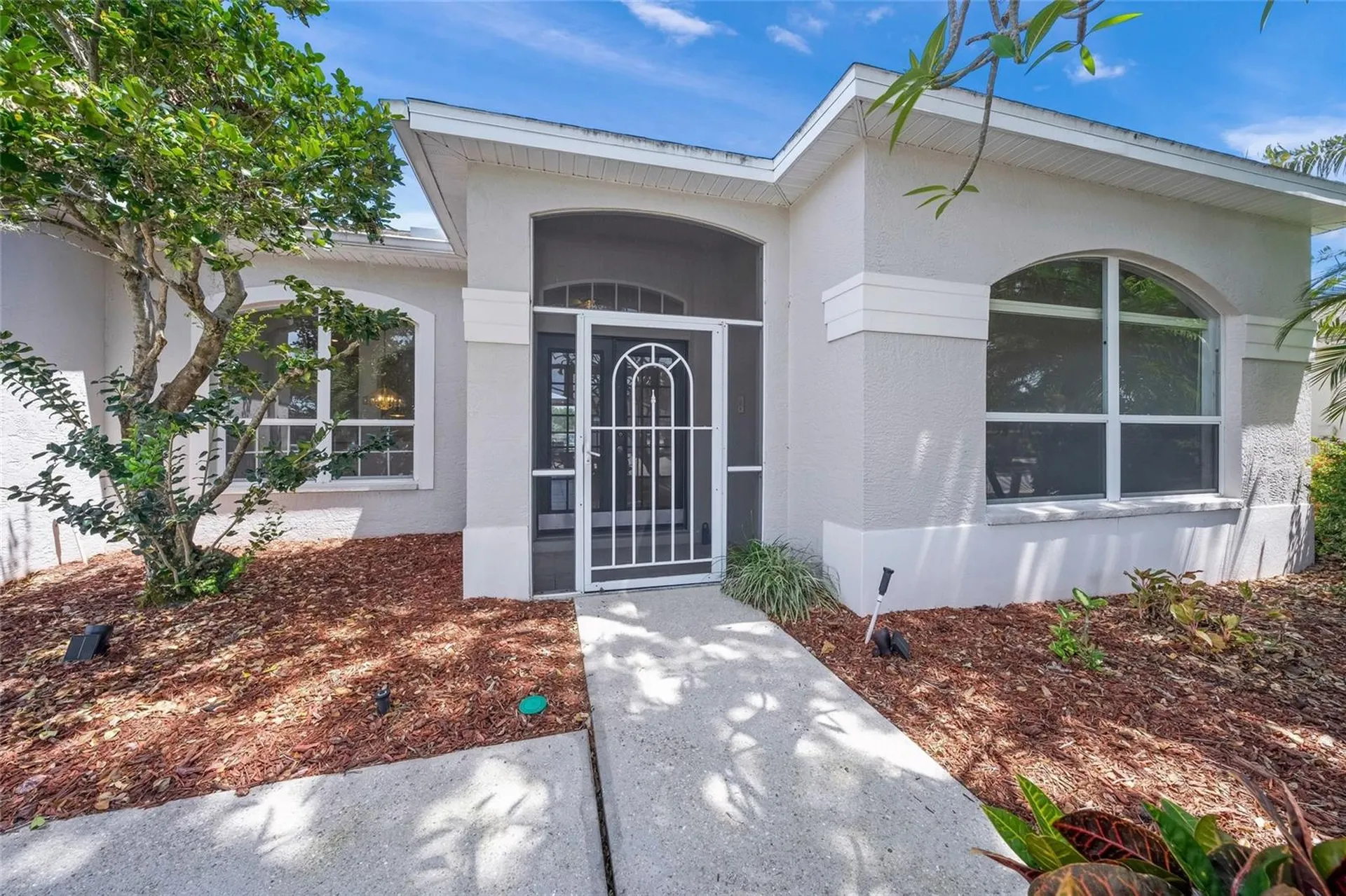 111 41st Street NE Bradenton FL 34208