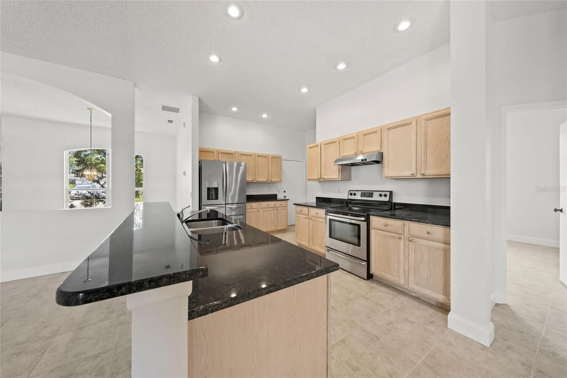 111 41st Street NE Bradenton FL 34208
